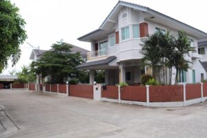 บ้านเดี่ยว 2 ชั้นให้เช่า พร้อมห้องทำงาน ระบบรักษาความปลอดภัยดีเยี่ยม 5A1-H0149