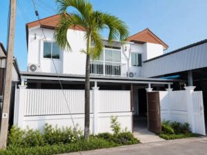 บ้านแฝดสองชั้นให้เช่า พื้นที่กว้างขวาง ทำเลบ้านดู่ 5A1-H0363