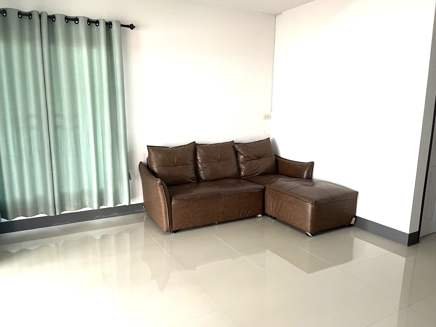 บ้านเดี่ยวสองชั้นให้เช่า ทำเลดี ตำบลนางแล จังหวัดเชียงราย 5A2-H0186