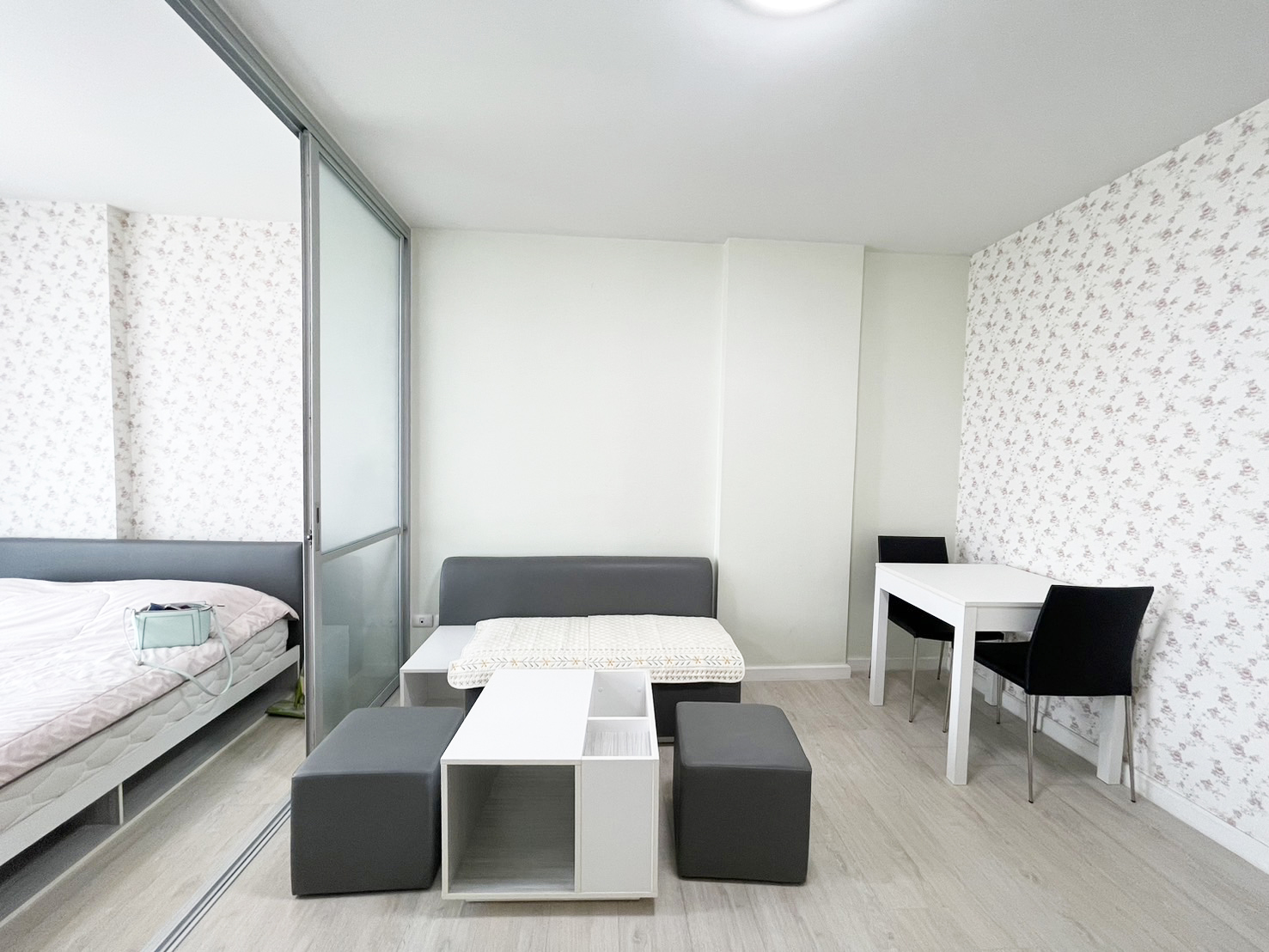 ให้เช่าคอนโด D Condo Hyde เชียงราย ห้องสวยทำเลดี พร้อมเข้าอยู่ 5A4-C0291