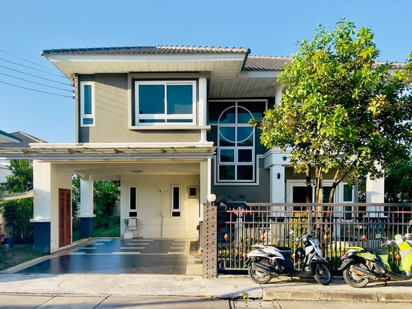 บ้านเดี่ยวหรู 2 ชั้น พื้นที่ใหญ่ 5A4-H0312