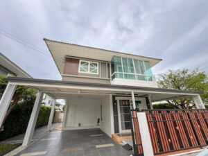 บ้านเดี่ยวสองชั้นทำเลดี พร้อมคลับเฮ้าส์และสระว่ายน้ำ 5A4-H0313