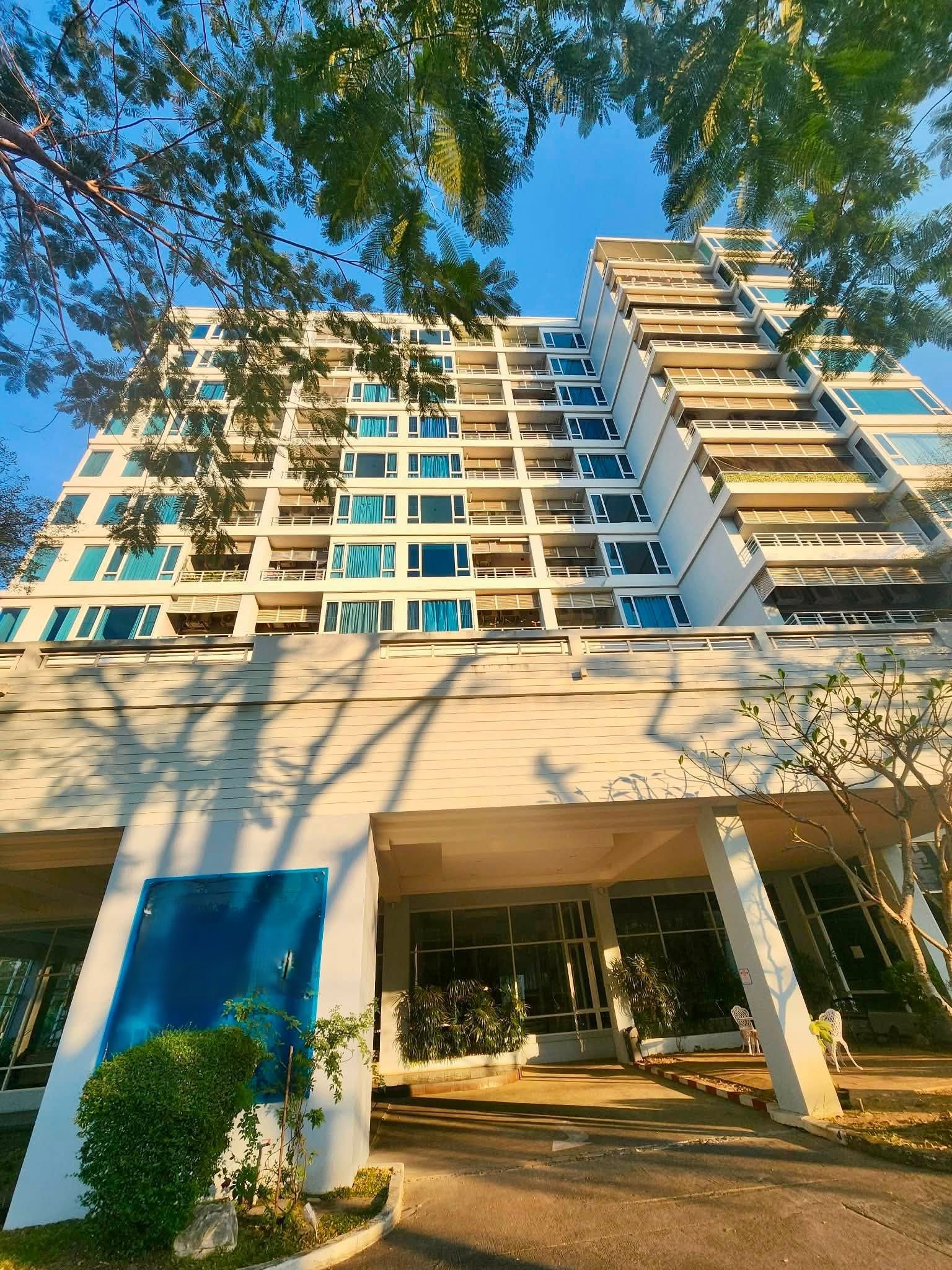 คอนโดให้เช่า The Convention Condominium ห้องมุม A1-C0446