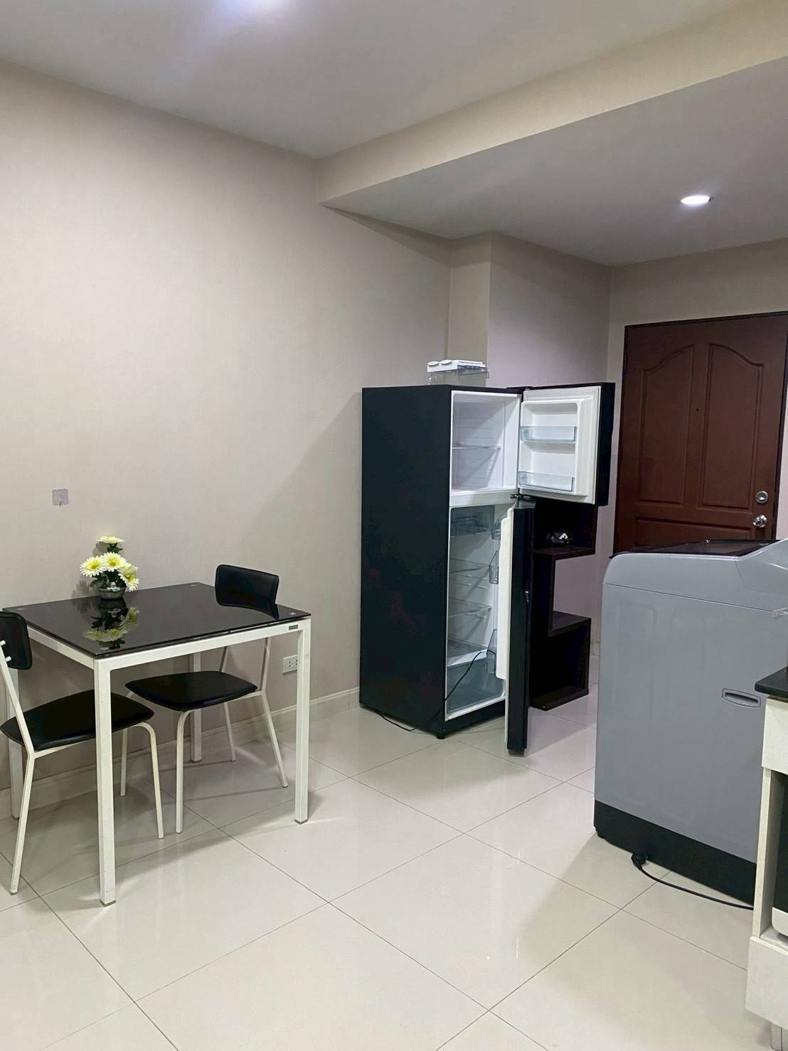 คอนโดให้เช่า The Trio Condo ย่านเศรษฐกิจ ทำเลดีที่สุดในช้างเผือก A1-C0447