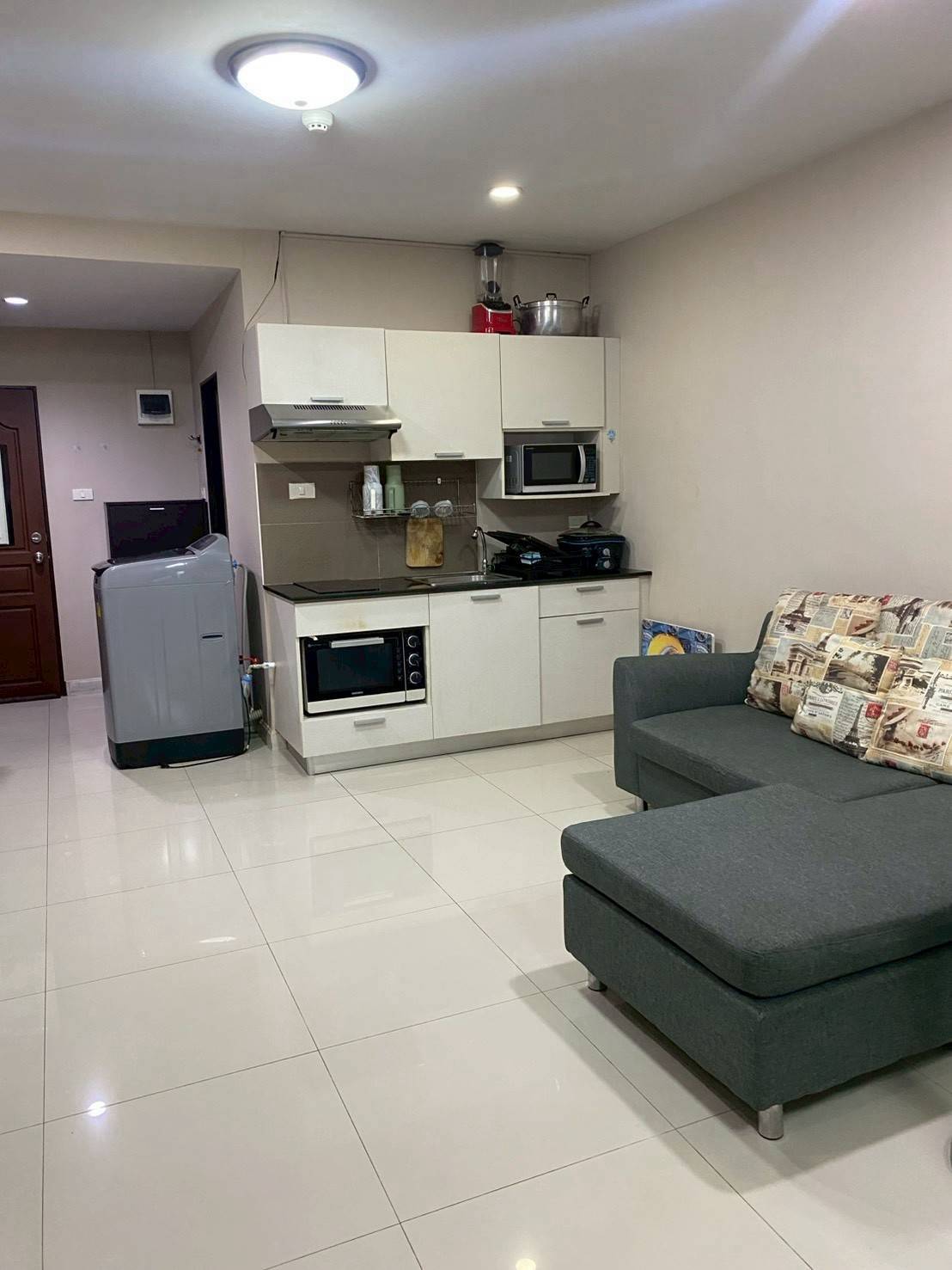 คอนโดให้เช่า The Trio Condo ย่านเศรษฐกิจ ทำเลดีที่สุดในช้างเผือก A1-C0447