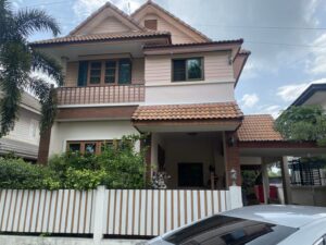 บ้านเดี่ยวสองชั้นบรรยากาศเงียบสงบ พร้อมห้องฟิตเนสส่วนตัว A3-H0206