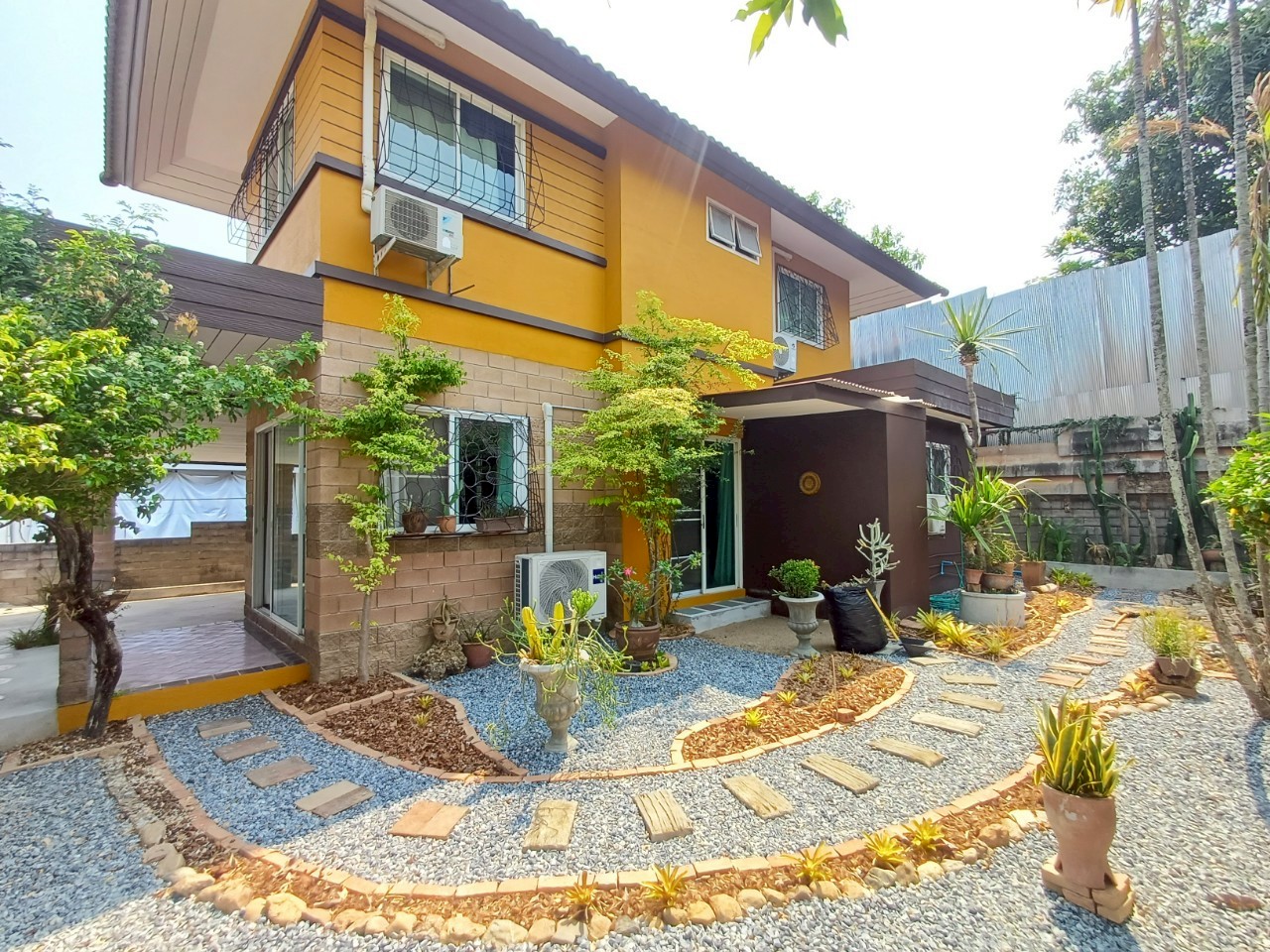 บ้านเดี่ยวสองชั้นให้เช่า ทำเลดี เงียบสงบ ในโครงการซีรินวิลล์ A4-H0473