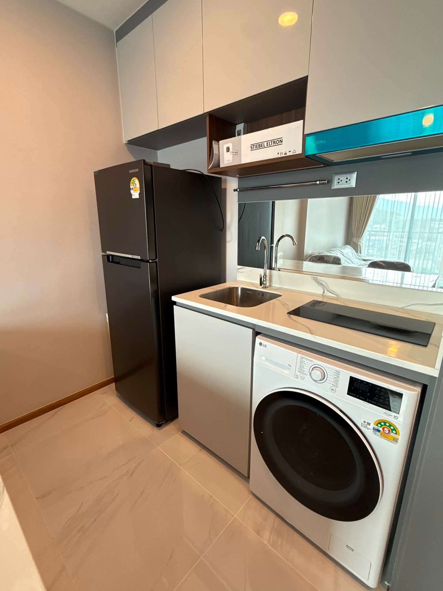 คอนโดให้เช่า Arise Charoen Mueang 1 ห้องนอน วิวสระว่ายน้ำ พร้อมอยู่ A5-C0594