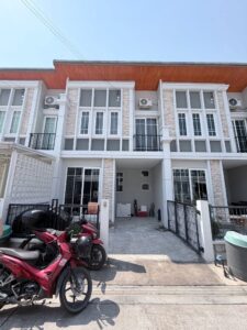 ทาวน์โฮมสองชั้นให้เช่า ทำเลดี ใจกลางเมืองเชียงใหม่ A5-T0249