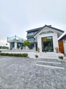 Pool Villa 3 ชั้น สไตล์ Modern พร้อมสระว่ายน้ำส่วนตัว A5-V0027