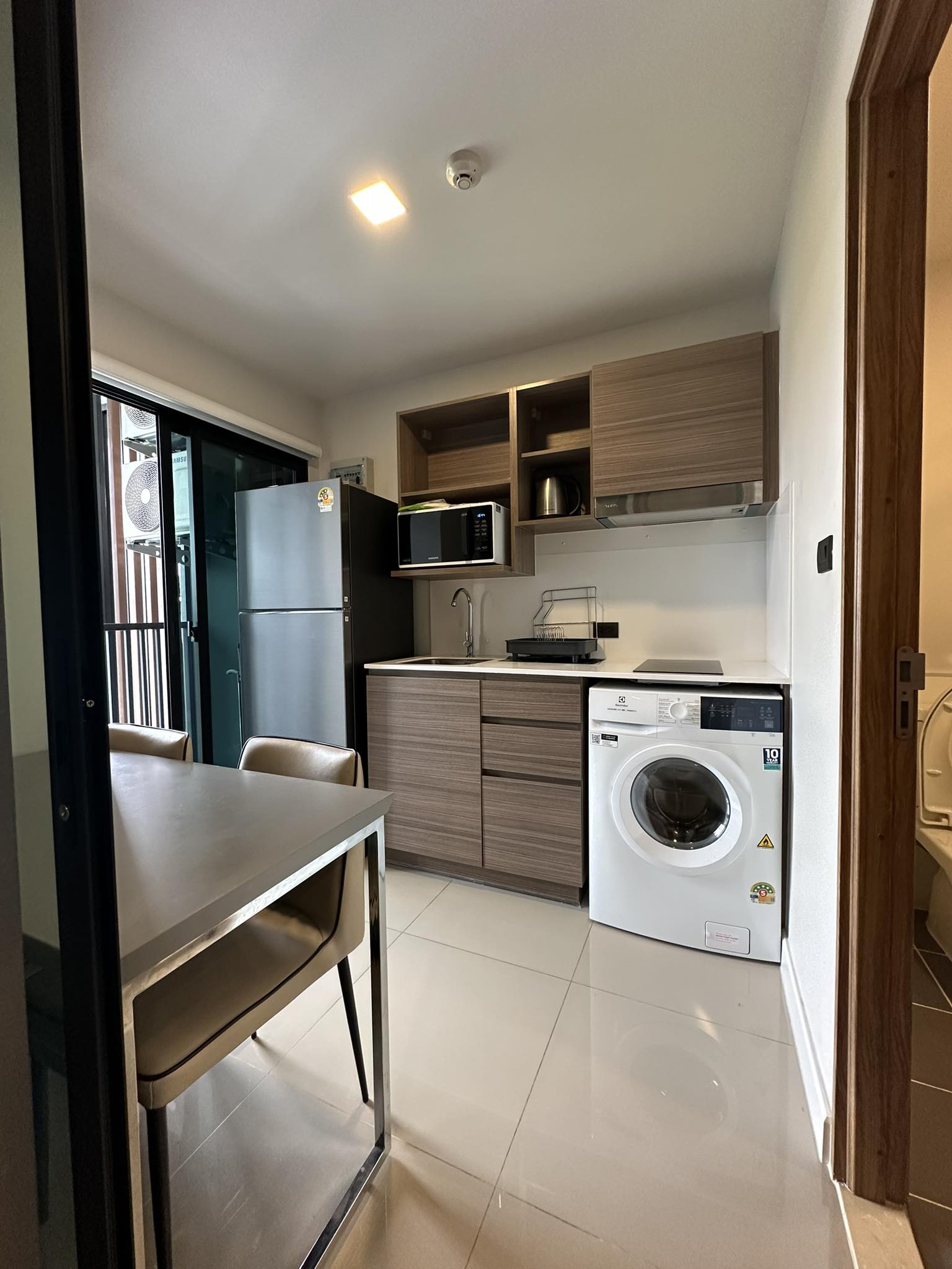 คอนโดให้เช่า Arise Condo At Mahidol วิวสระว่ายน้ำ พร้อมอยู่ A7-C0130