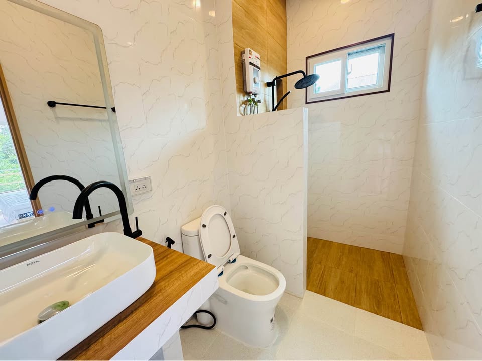 บ้านเดี่ยวสองชั้นทำเลดี ตกแต่งสวยงาม พร้อมเข้าอยู่ ย่านหางดง A7-H0711
