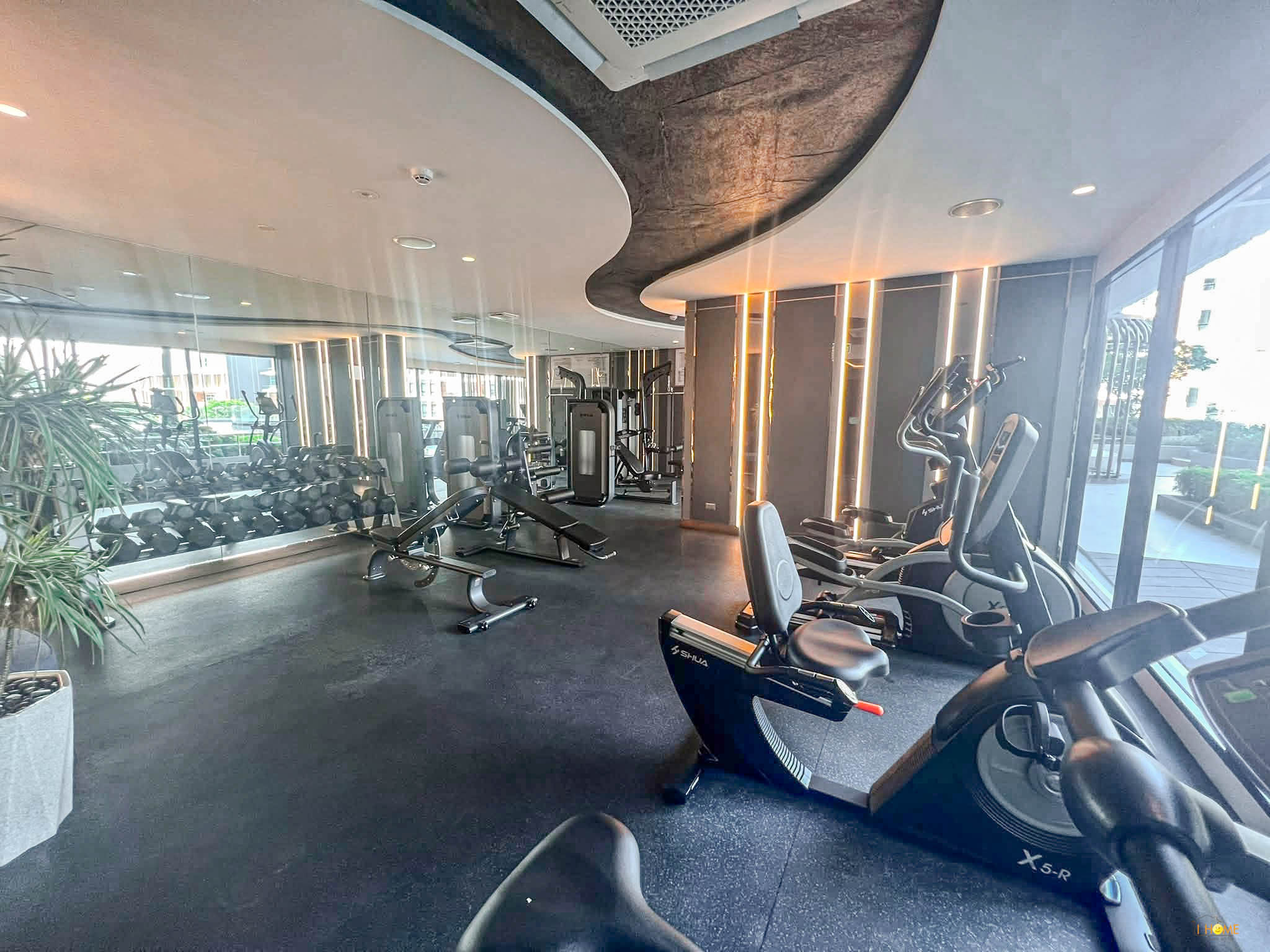 ให้เช่าคอนโด Arise Charoen Mueang ทำเลทองย่านเศรษฐกิจ A5-C0590