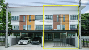 ทาวน์โฮม 3 ชั้นให้เช่า ทำเลดี แม่เหียะ เชียงใหม่ A8-T0143