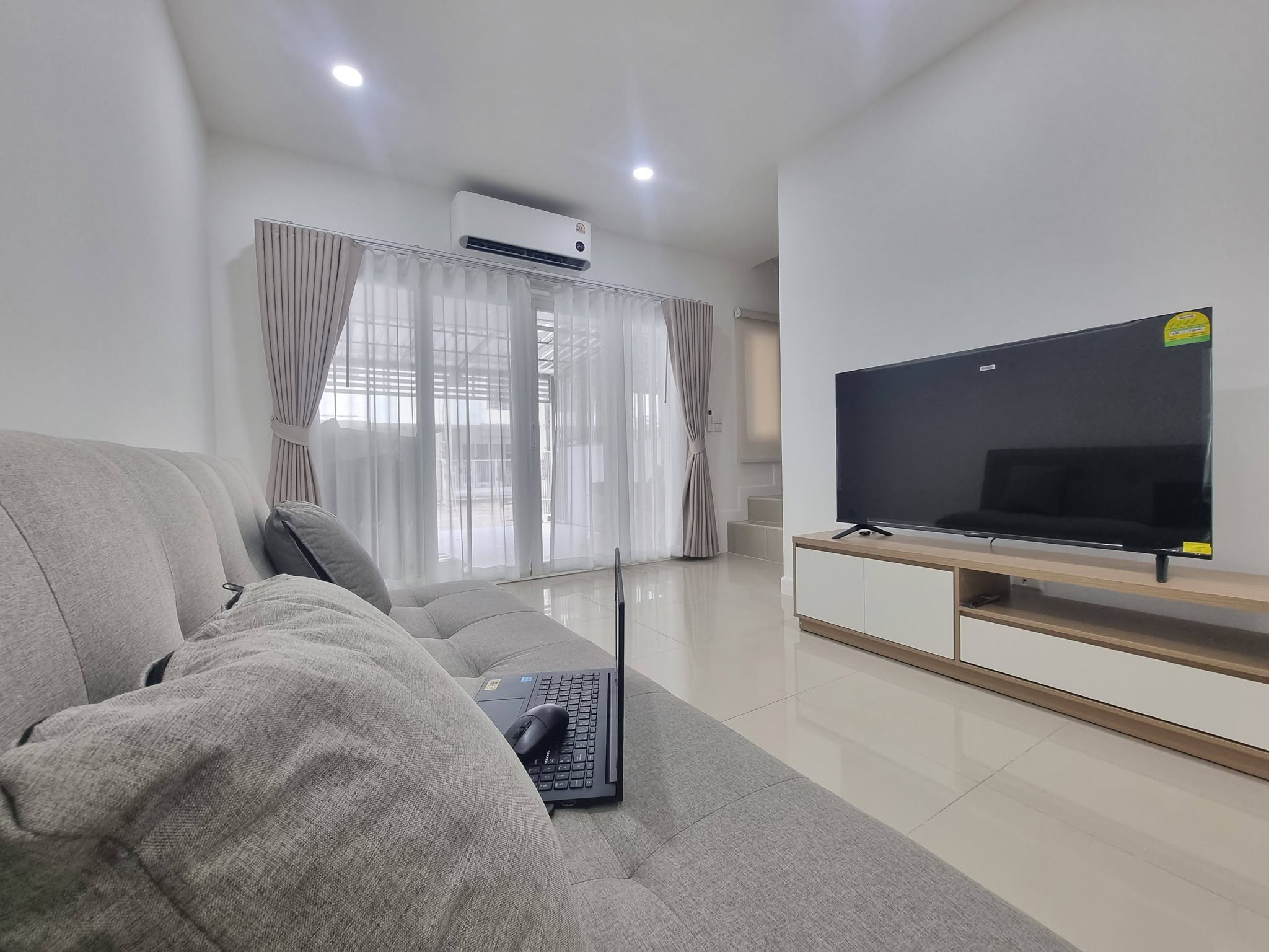 ทาวน์โฮม 2 ชั้น โครงการดิเออบาน่า 4 (The Urbana 4) ทำเลศักยภาพย่านแม่เหียะ A8-T0268
