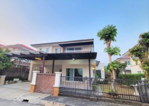 บ้านเดี่ยว 2 ชั้นให้เช่า พร้อมเฟอร์นิเจอร์ครบ ในโครงการบรรยากาศเงียบสงบ ADK-H0062