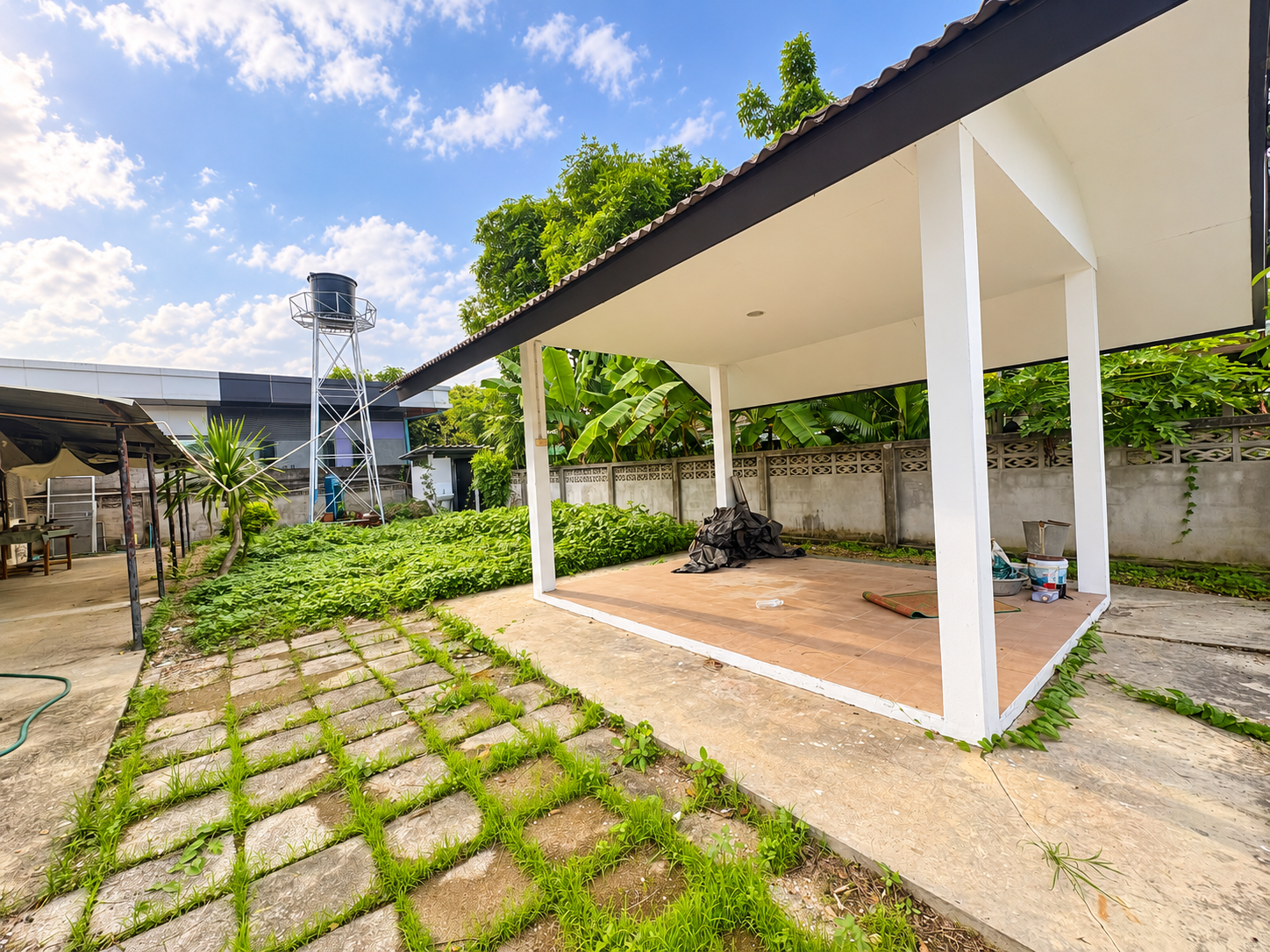 ห้เช่าบ้านเดี่ยวชั้นเดียว สวนกว้าง พื้นที่ใช้สอยเยอะ ADK-H0453