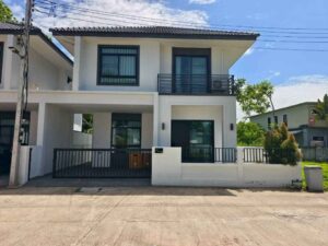 บ้านเดี่ยวสองชั้นสไตล์โมเดิร์น ทำเลศักยภาพใกล้โรงเรียนนานาชาติ AHD-H1168