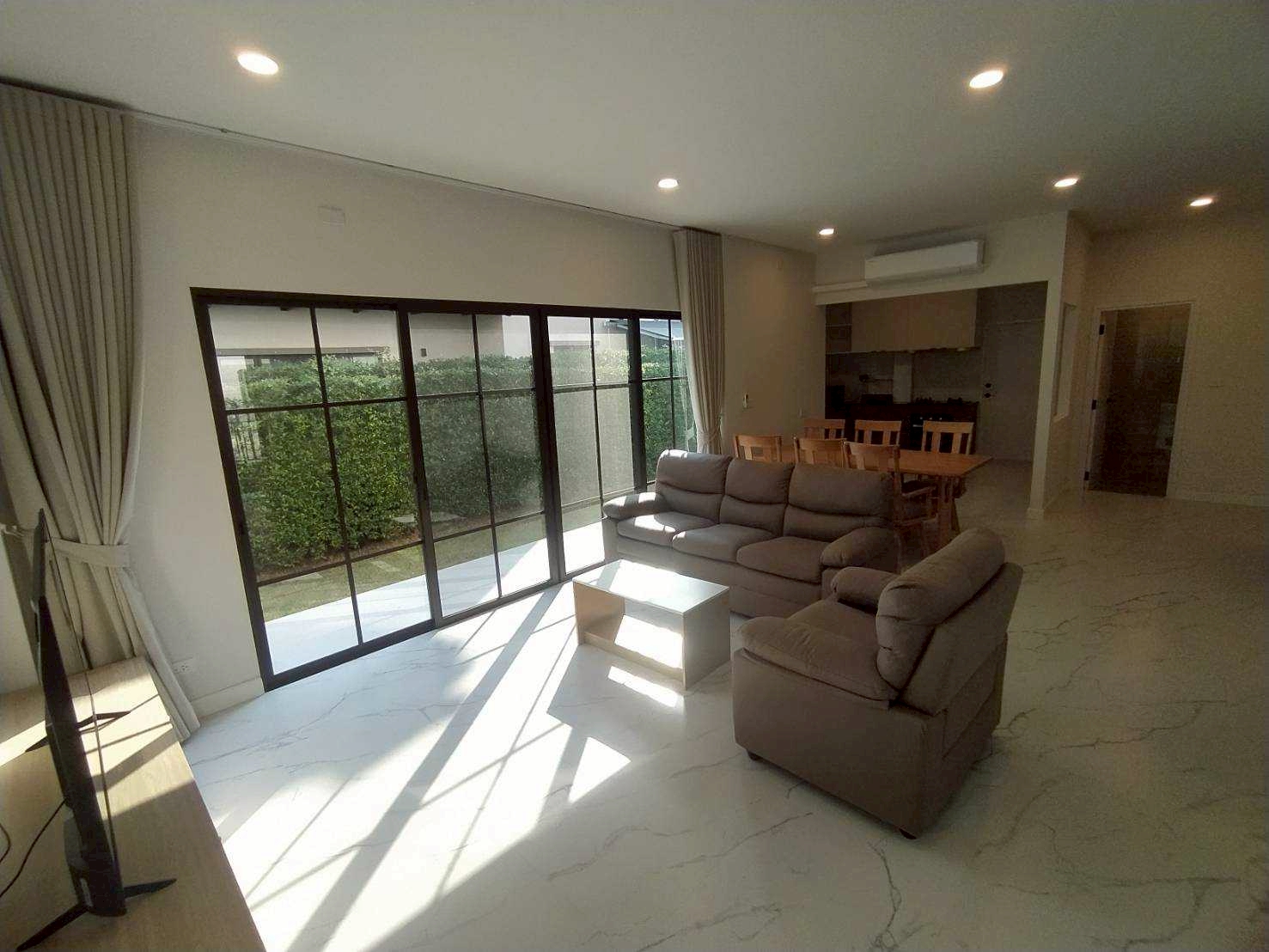 บ้านเดี่ยวหลังใหญ่ 4 ห้องนอน AHD-H1331