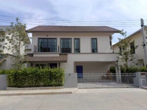 บ้านเดี่ยวหลังใหญ่ 4 ห้องนอน AHD-H1331
