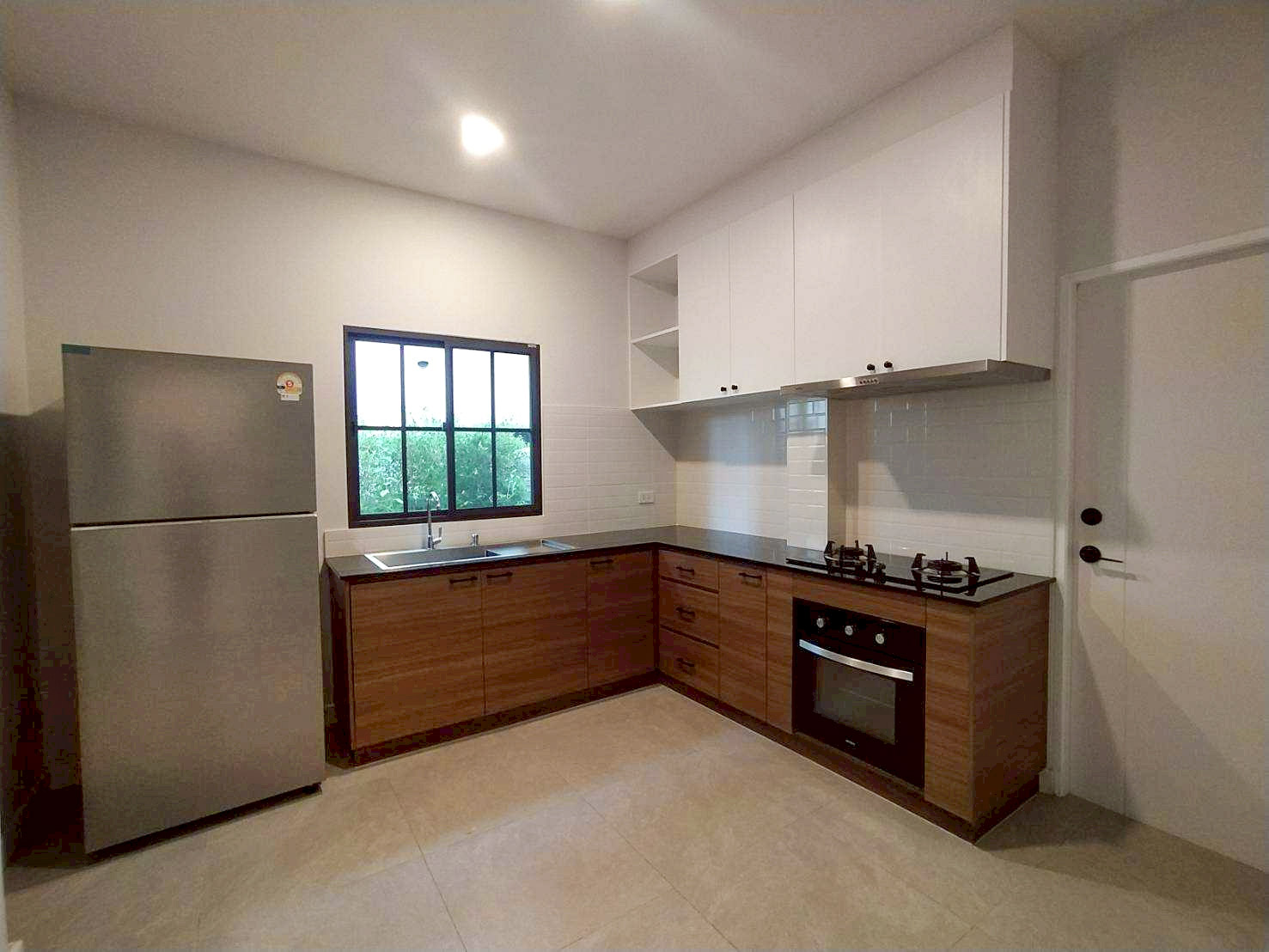 บ้านเดี่ยวสองชั้นให้เช่า โครงการเกรซแลนด์ (Graceland Family Residences) AHD-H1332