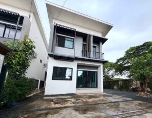 บ้านเดี่ยวสองชั้น พร้อมอยู่ ในโครงการเดอะปาล์มการ์เด้น 4 AHD-H1335