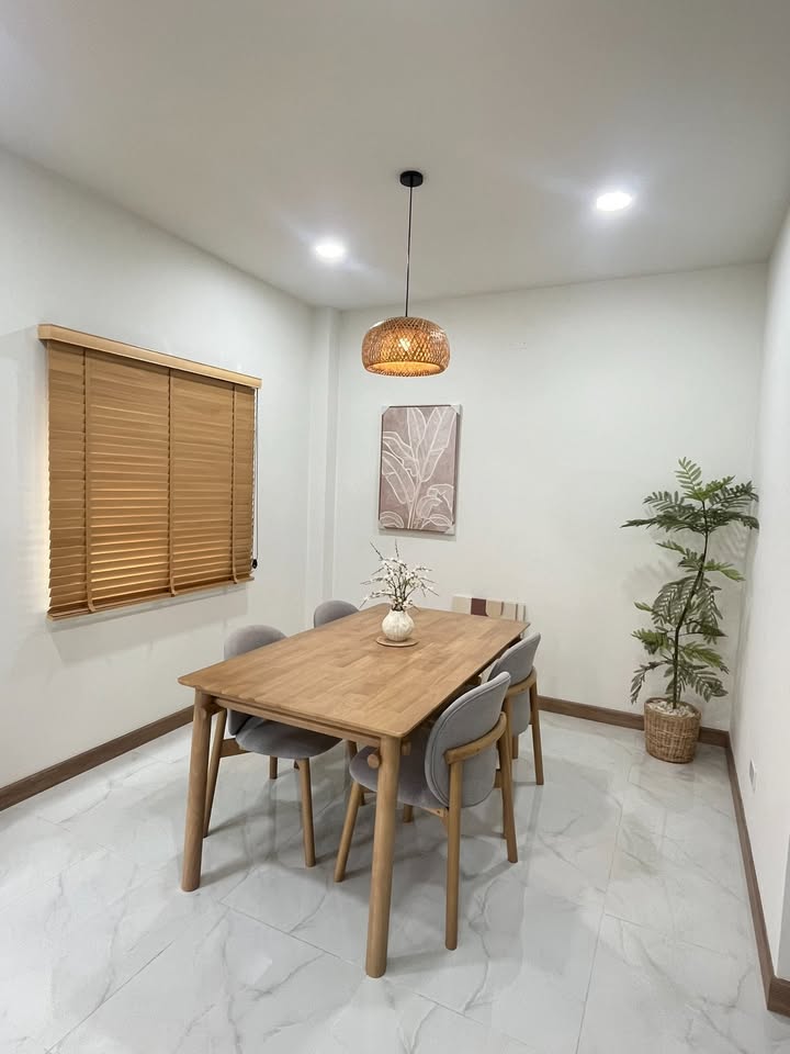 บ้านเดี่ยวสองชั้นให้เช่า ทำเลดี เดินทางสะดวก AHD-H1349