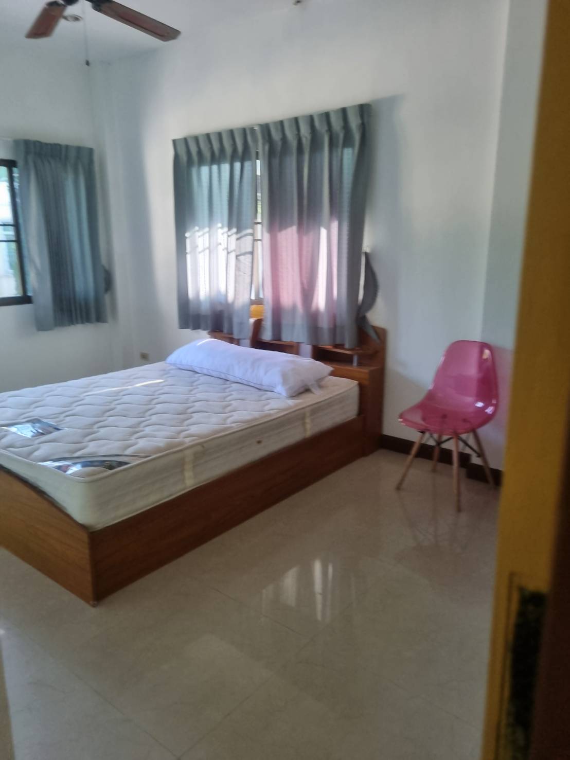 บ้านเดี่ยว 3 ชั้นให้เช่า แม่ริม – เลี้ยงสัตว์ได้ AMR-H0318