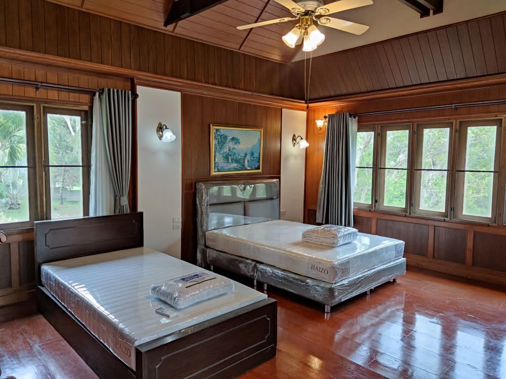 บ้านพักสไตล์ไทยล้านนา 2 ชั้น บรรยากาศส่วนตัวพร้อมสระว่ายน้ำส่วนตัว AMR-H0320
