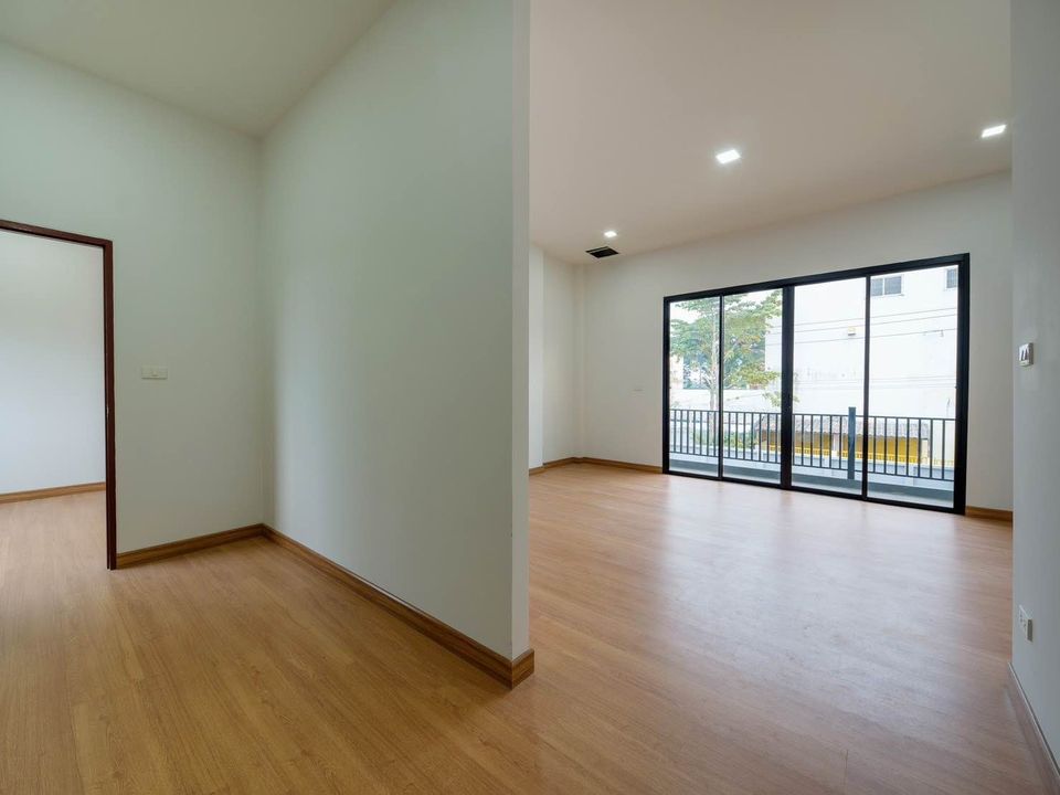 บ้านเดี่ยวสองชั้น พื้นที่กว้างขวาง สภาพแวดล้อมเป็นส่วนตัว ASP-H0494
