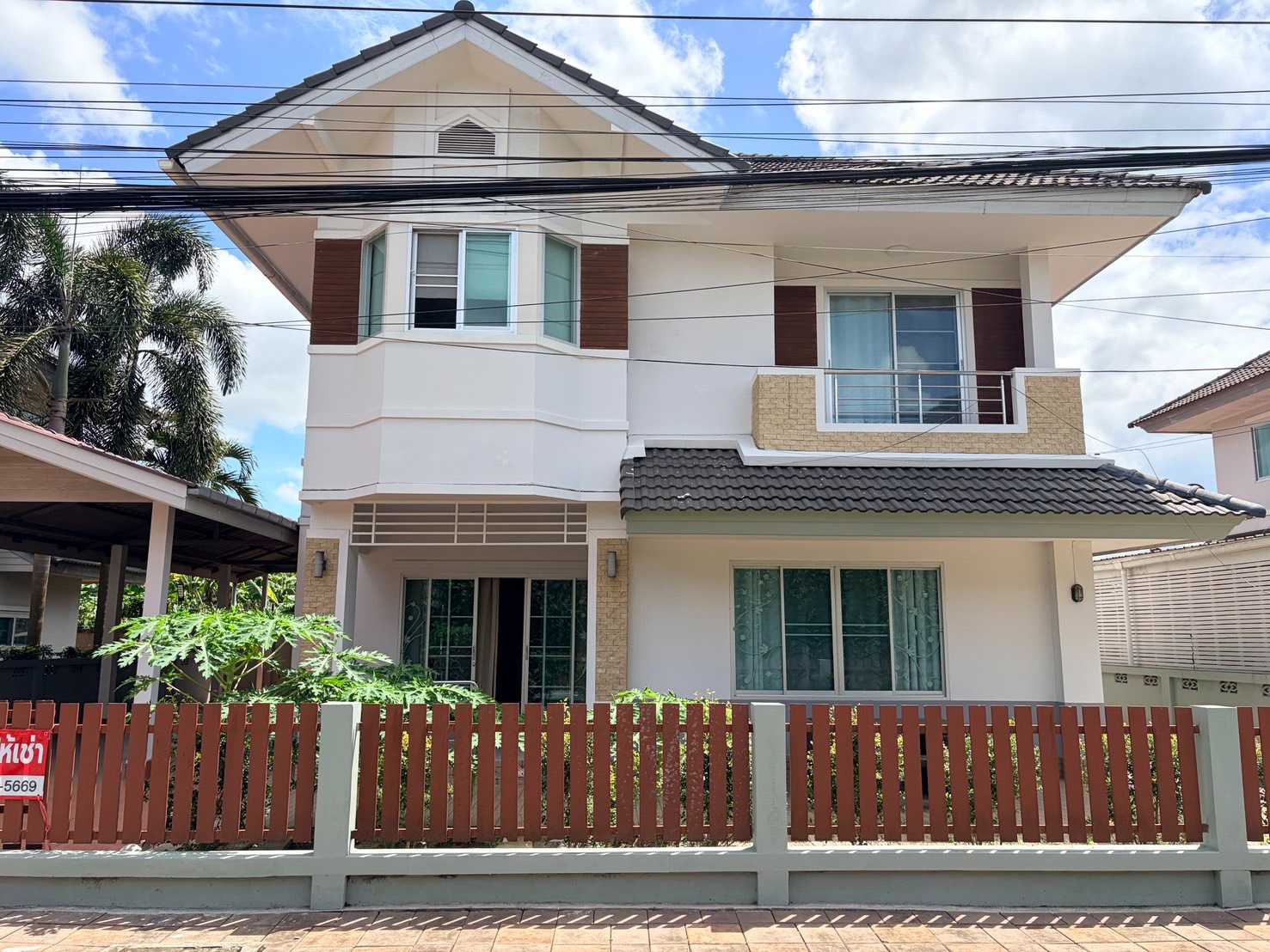 บ้านเดี่ยวสองชั้นให้เช่า ทำเลริมกก เมืองเชียงราย 5A1-H0223
