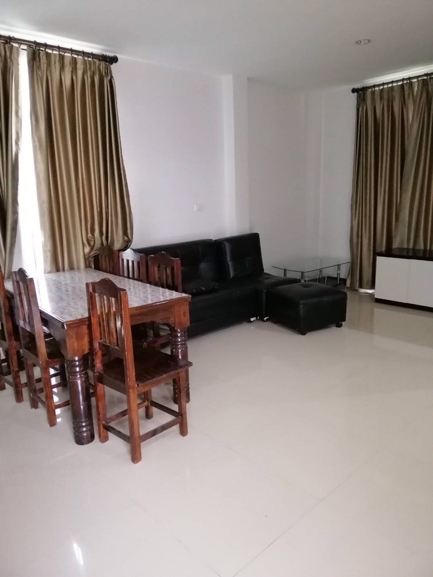บ้านในโครงการที่ให้ความรู้สึกสงบกลางเมืองเชียงราย 5A2-H0073