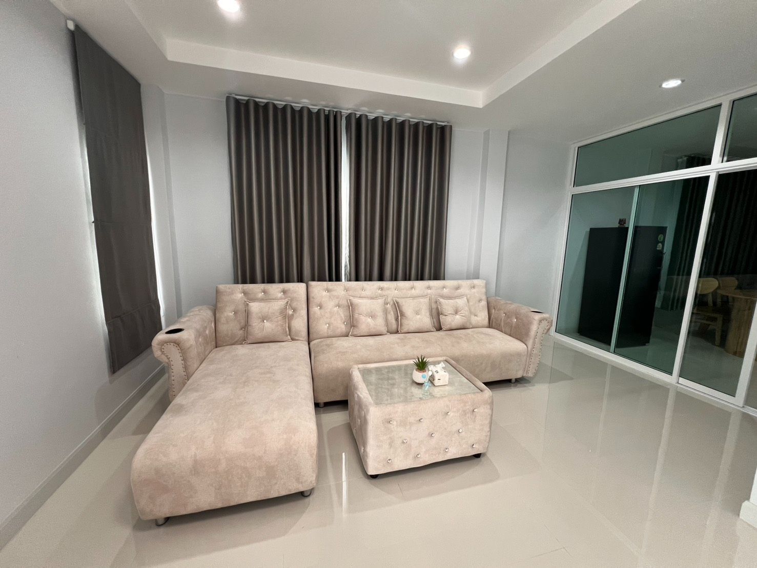 บ้านเดี่ยวสองชั้นให้เช่าในตำบลบ้านดู่ อำเภอเมือง จังหวัดเชียงราย 5A2-H0309