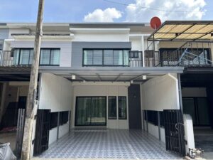 ทาวน์โฮมสองชั้นให้เช่า ทำเลดี ย่านเศรษฐกิจบ้านดู่ 5A2-T0225
