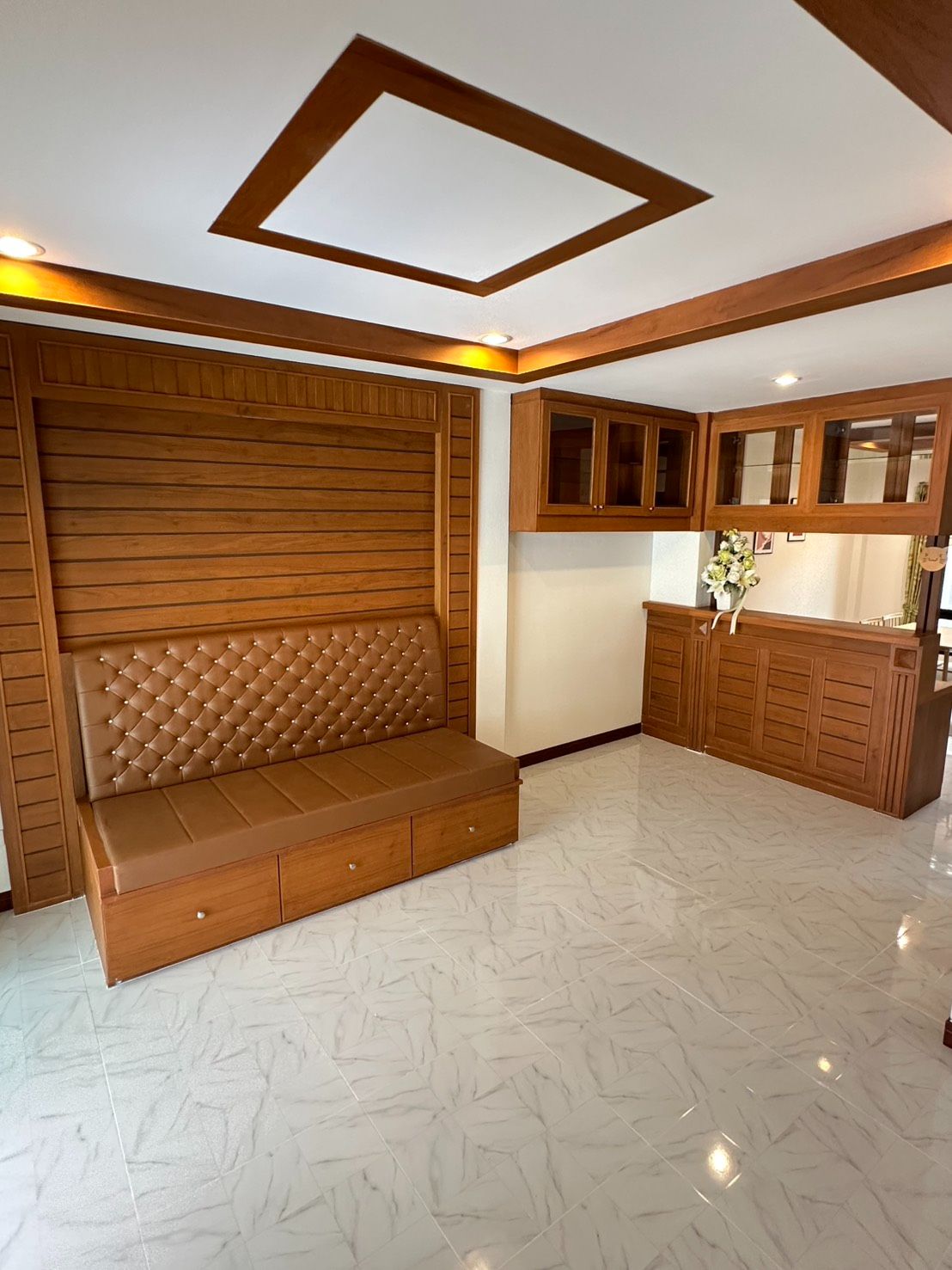 ทาวน์โฮมสองชั้นให้เช่า ทำเลดี ย่านเศรษฐกิจบ้านดู่ 5A2-T0225