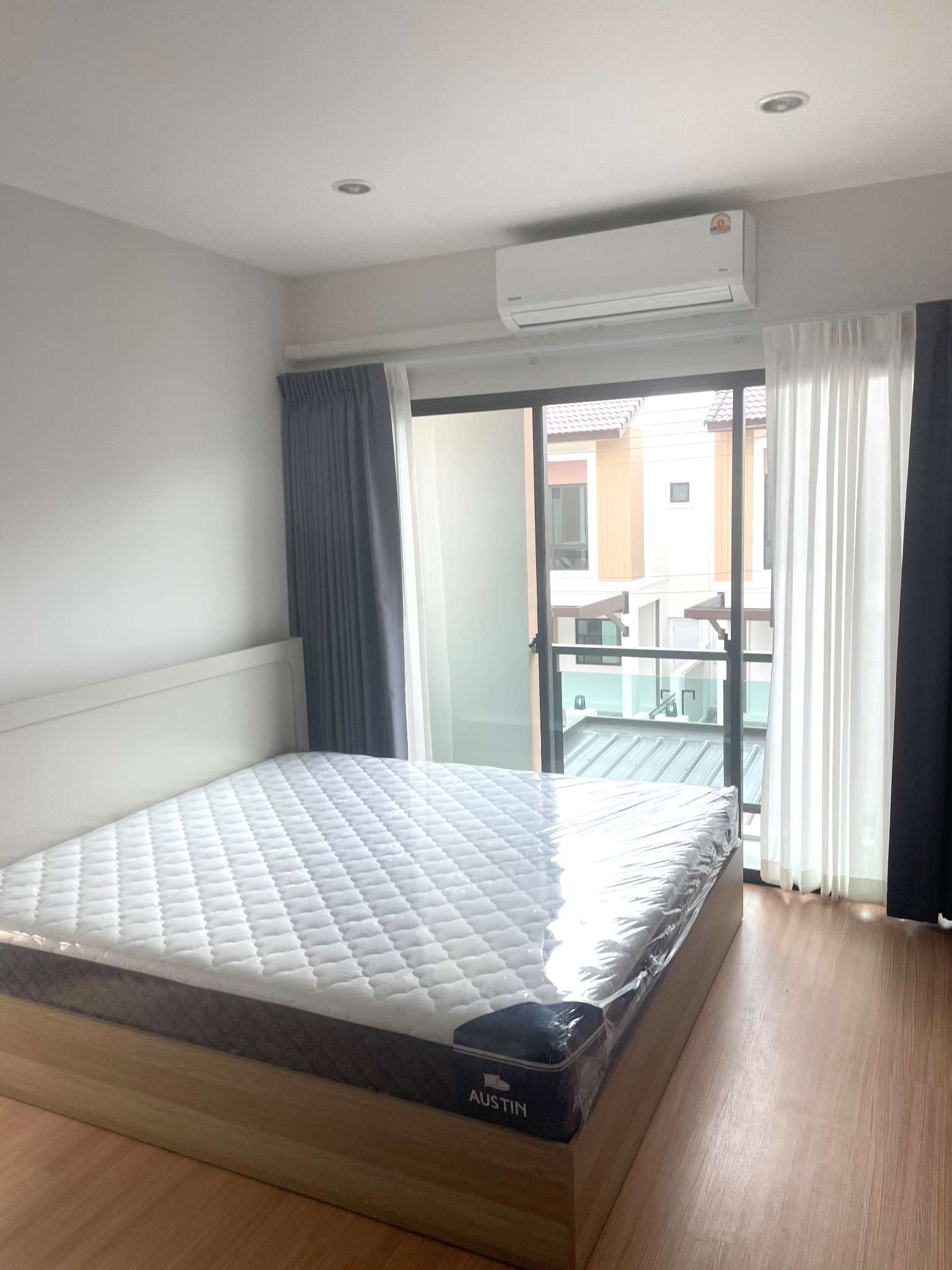 บ้านแฝดสองชั้นให้เช่า ทำเลดี เมืองเชียงใหม่ A2-H0140