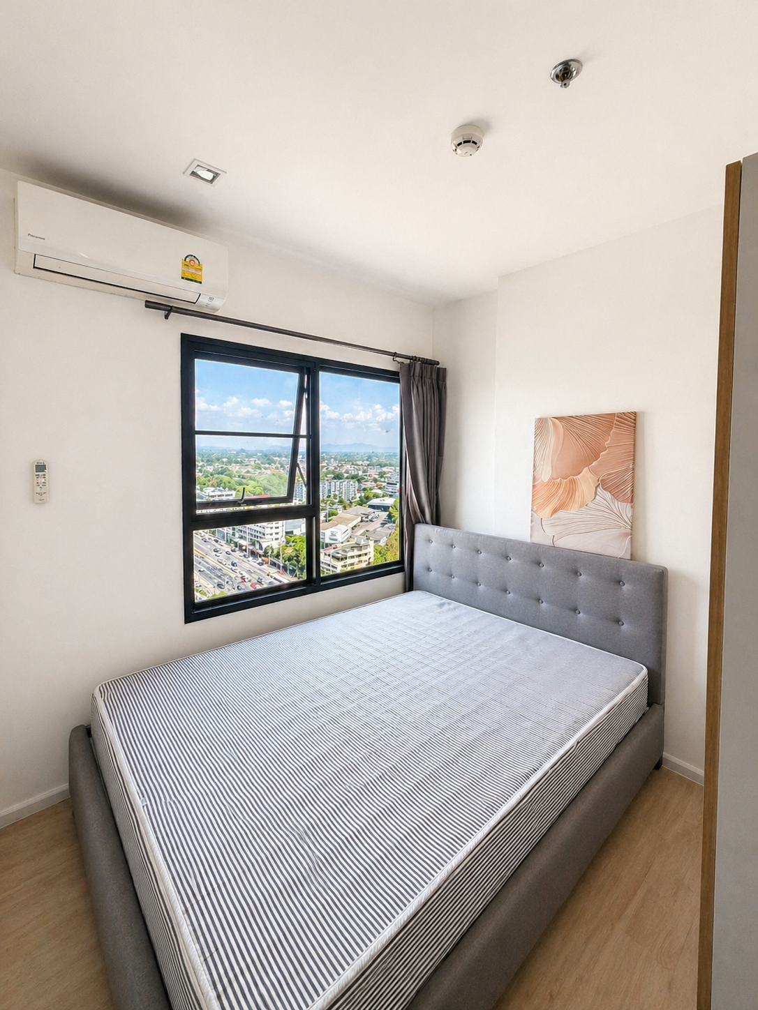 คอนโดให้เช่า เอสเซ็นท์ เชียงใหม่ (Escent Condo) ห้องสวยพร้อมอยู่ A4-C0910