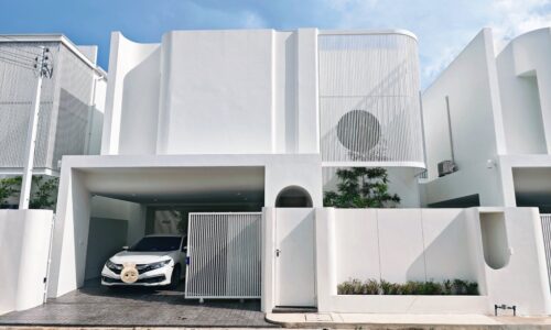 บ้านเดี่ยวสองชั้นทำเลดี พร้อมให้คุณเข้าอยู่ Pet Friendly เลี้ยงแมวได้ A4-H0559