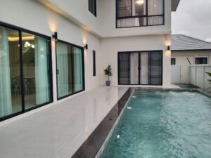 Pool Villa 2 ชั้น ตกแต่งพร้อมอยู่ ทำเลดี สันทราย เชียงใหม่ A5-V0058