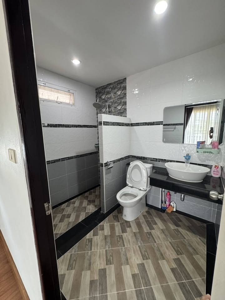 บ้านเดี่ยวสองชั้นให้เช่า ทำเลป่าแดด เมืองเชียงใหม่ A7-H0712