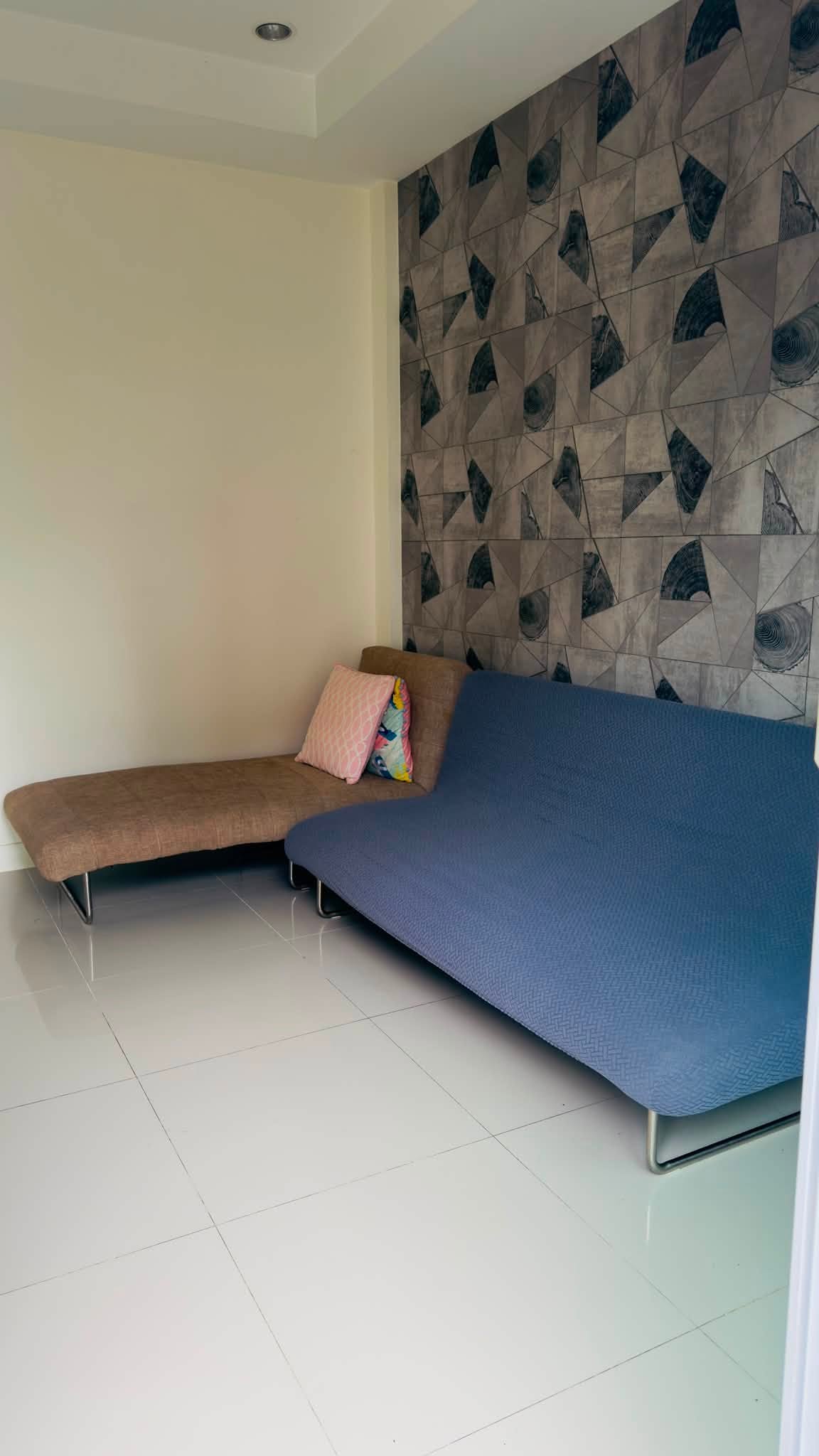ทาวน์โฮมสองชั้นให้เช่า ทำเลดี บรรยากาศเงียบสงบ Pet Friendly A7-T0262