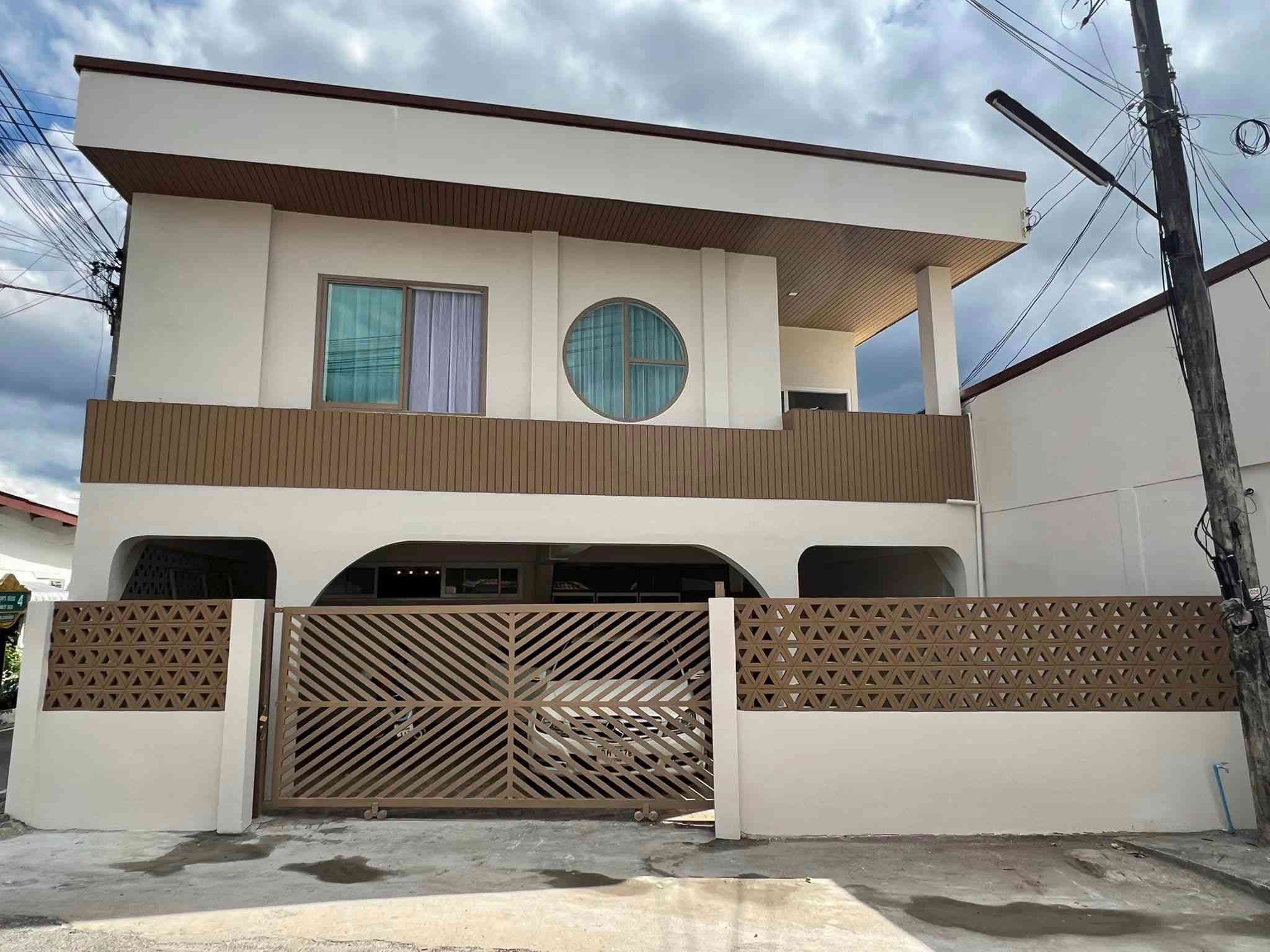 บ้านเดี่ยวสองชั้นให้เช่า ตอบโจทย์ทั้งพักอาศัยและทำธุรกิจ A8-H0595