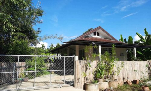บ้านเดี่ยวชั้นเดียวเล่นระดับ บรรยากาศส่วนตัว ADK-H0314