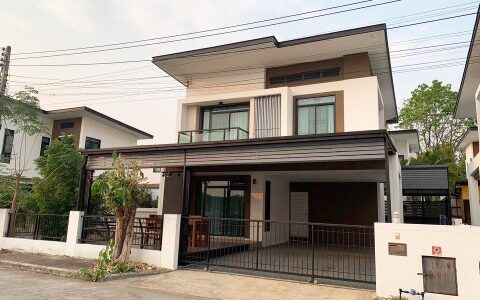 บ้านเดี่ยวสองชั้นทำเลดี พร้อมอยู่และเป็นส่วนตัว AHD-H1073