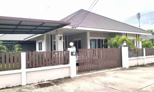 บ้านหางดงที่ให้ความเรียบง่าย แต่ครบทุกการใช้ชีวิต AHD-H1196