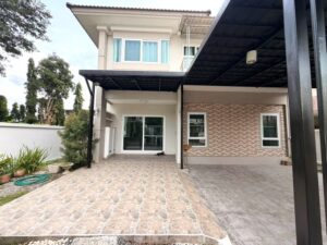 ให้เช่าบ้านเดี่ยวสองชั้น พร้อมอยู่ ใกล้โรงเรียนนานาชาติปัญญาเด่น AHD-H1366