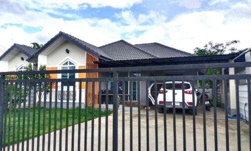 บ้านที่อยู่สบาย โดยไม่ต้องใหญ่เกินความจำเป็น ADK-H0313