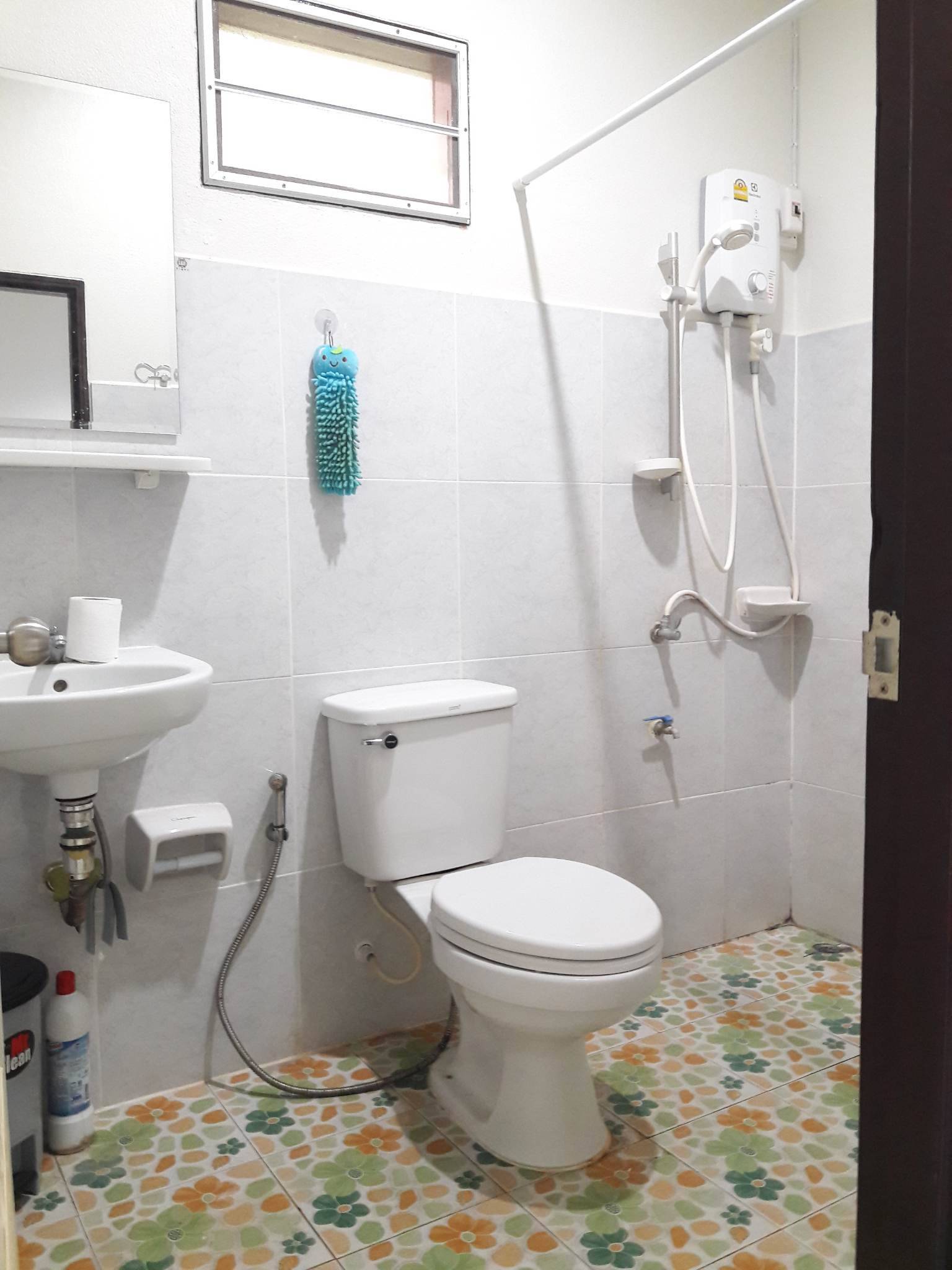 บ้านเดี่ยวสองชั้นทำเลดี เดินทางสะดวก 5A1-H0272