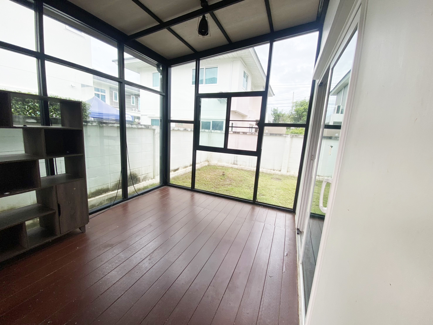 ให้เช่าบ้านเดี่ยว 2 ชั้น ในโครงการ  ทำเลท่าสาย พร้อมคลับเฮาส์และสระว่ายน้ำ | 5A4-H0288