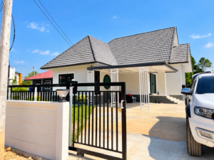 บ้านเดี่ยวชั้นเดียวให้เช่า ที่ดินกว้าง 122 ตร.ว. ทำเลแม่ยาว เชียงราย | 3 ห้องนอน | 18,000 บาท/เดือน  5A4-H0292